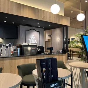 TULLY’S COFFEE &TEA 虎ノ門ヒルズ店のレジ周り