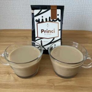 プリンチ ブレンドと、プリンチ ブレンドでいれたミルクブリューコーヒー