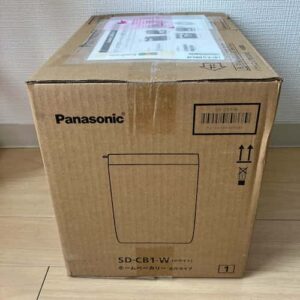 フーダブルからコンパクトベーカリーが届いた際の段ボール写真