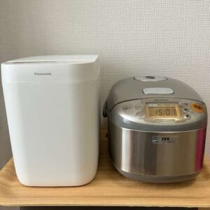 コンパクトホームベーカリーと3合炊き炊飯器