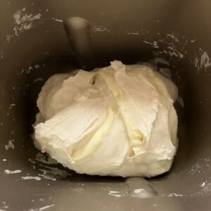 パンケースに、三つ編みした生地を戻したところ